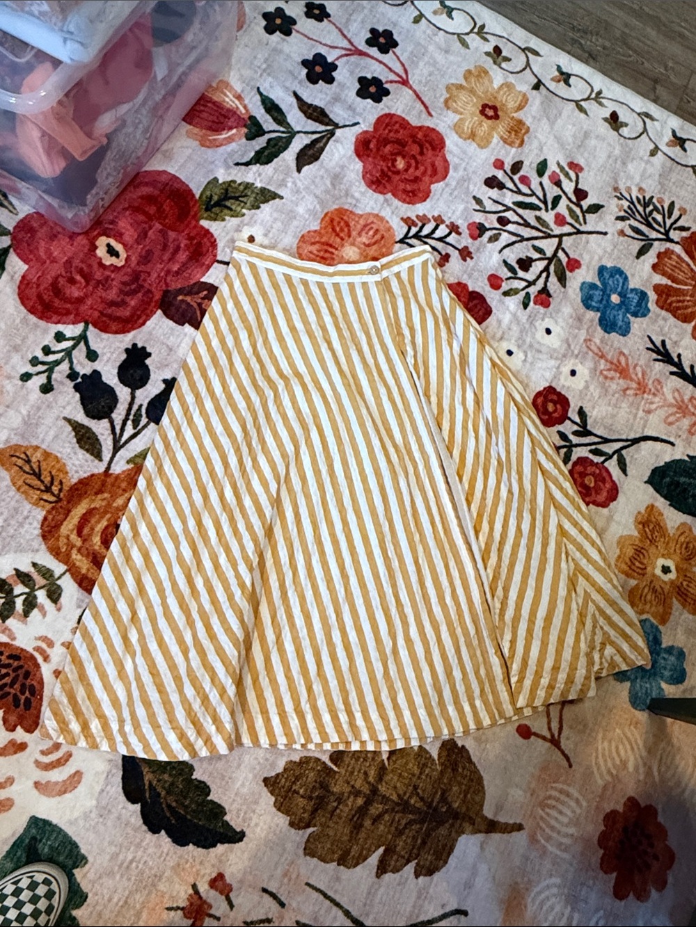 Celendine beach skirt